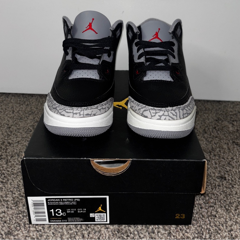 Jordan 3 Kids Sneakers